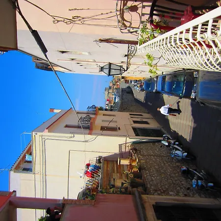 Chiara Hotel 2*
