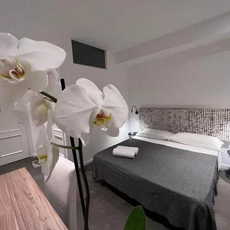 Hotel Chiara