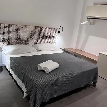 Hotel Chiara