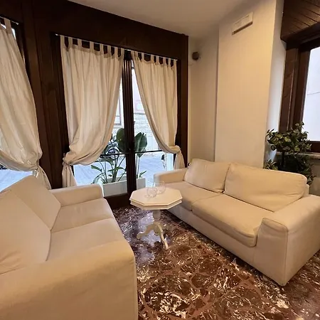 Hotel Chiara